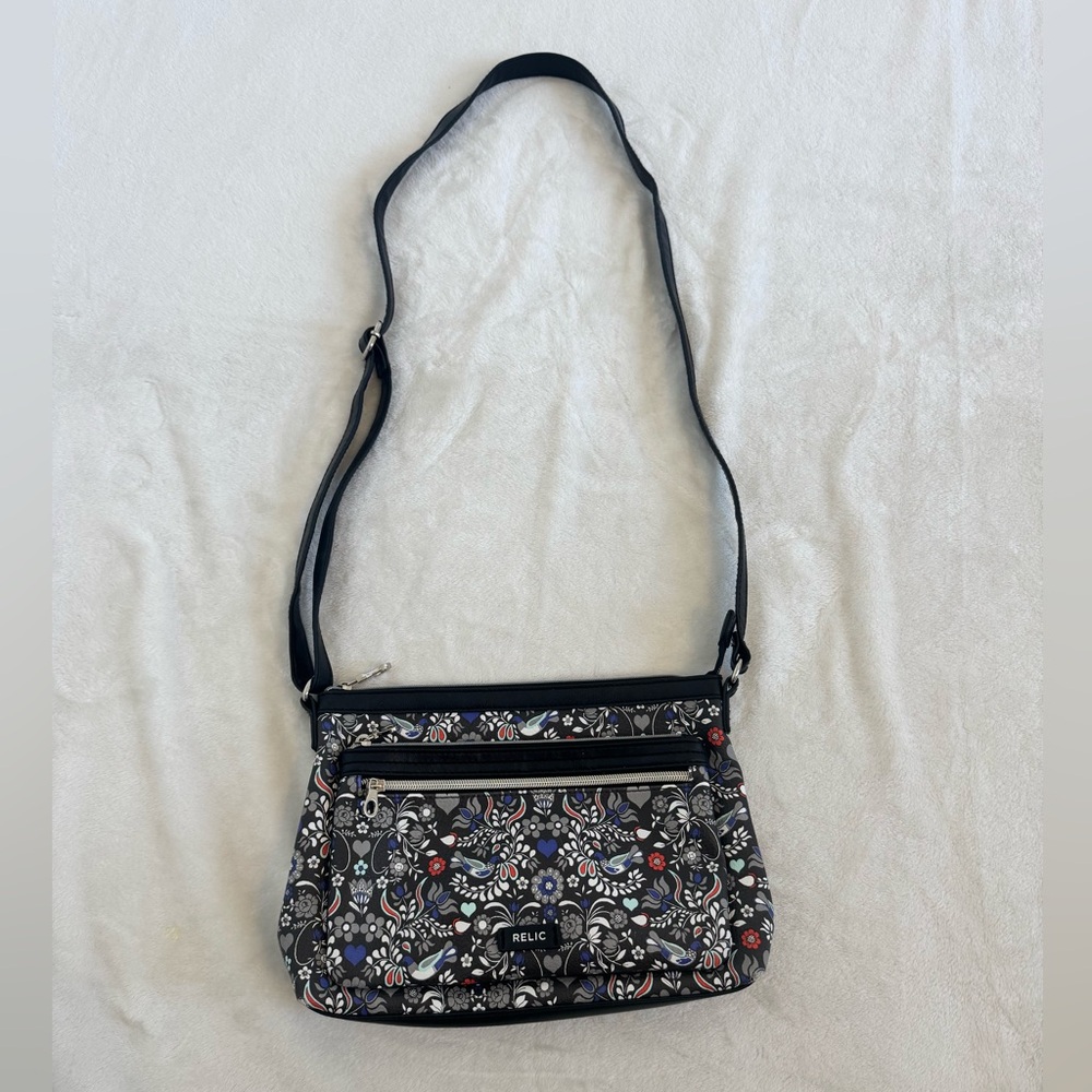 Relic 7.5” x 11.5” Crossbody Bag. Black, Blue, Gray Multi Color Floral & Paisley